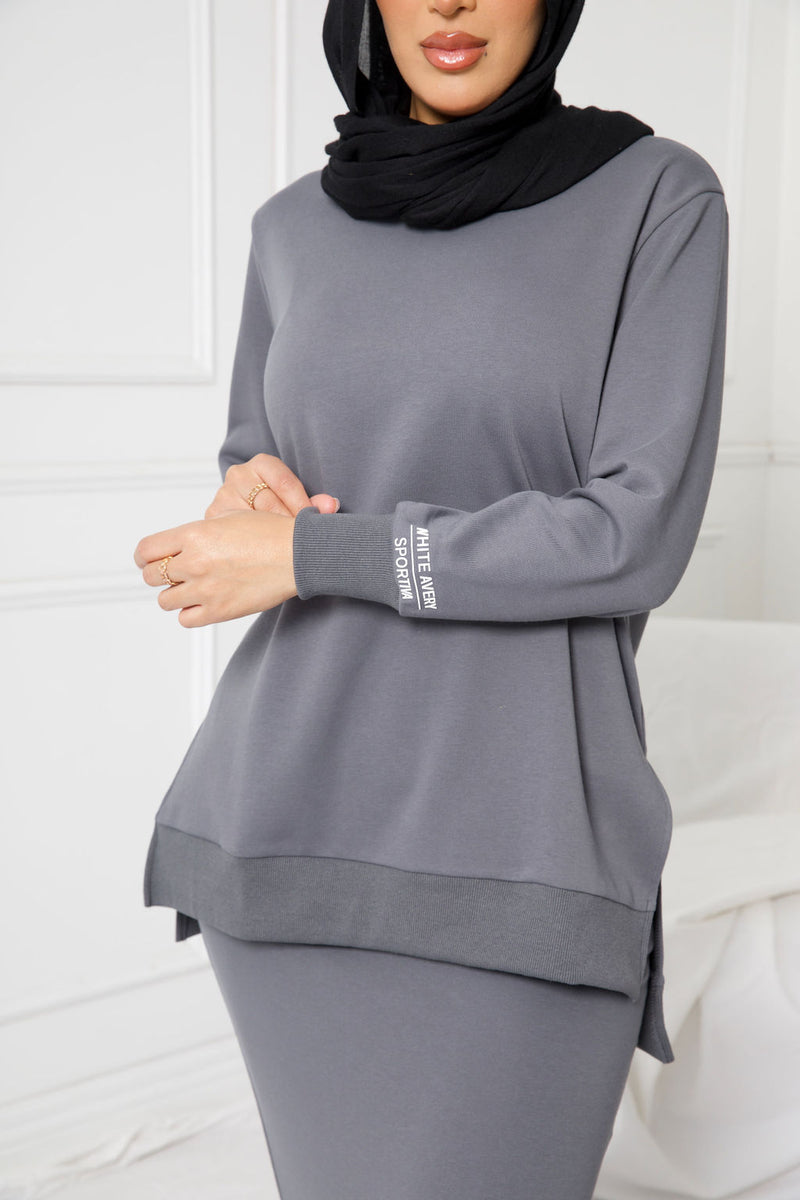 PORSCHA SWEATER | GREY